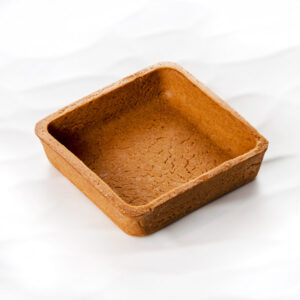 Tartaleta cuadrada de chocolate de medidas 70 x 70 mm, 19 mm de altura. Lista para rellenar.